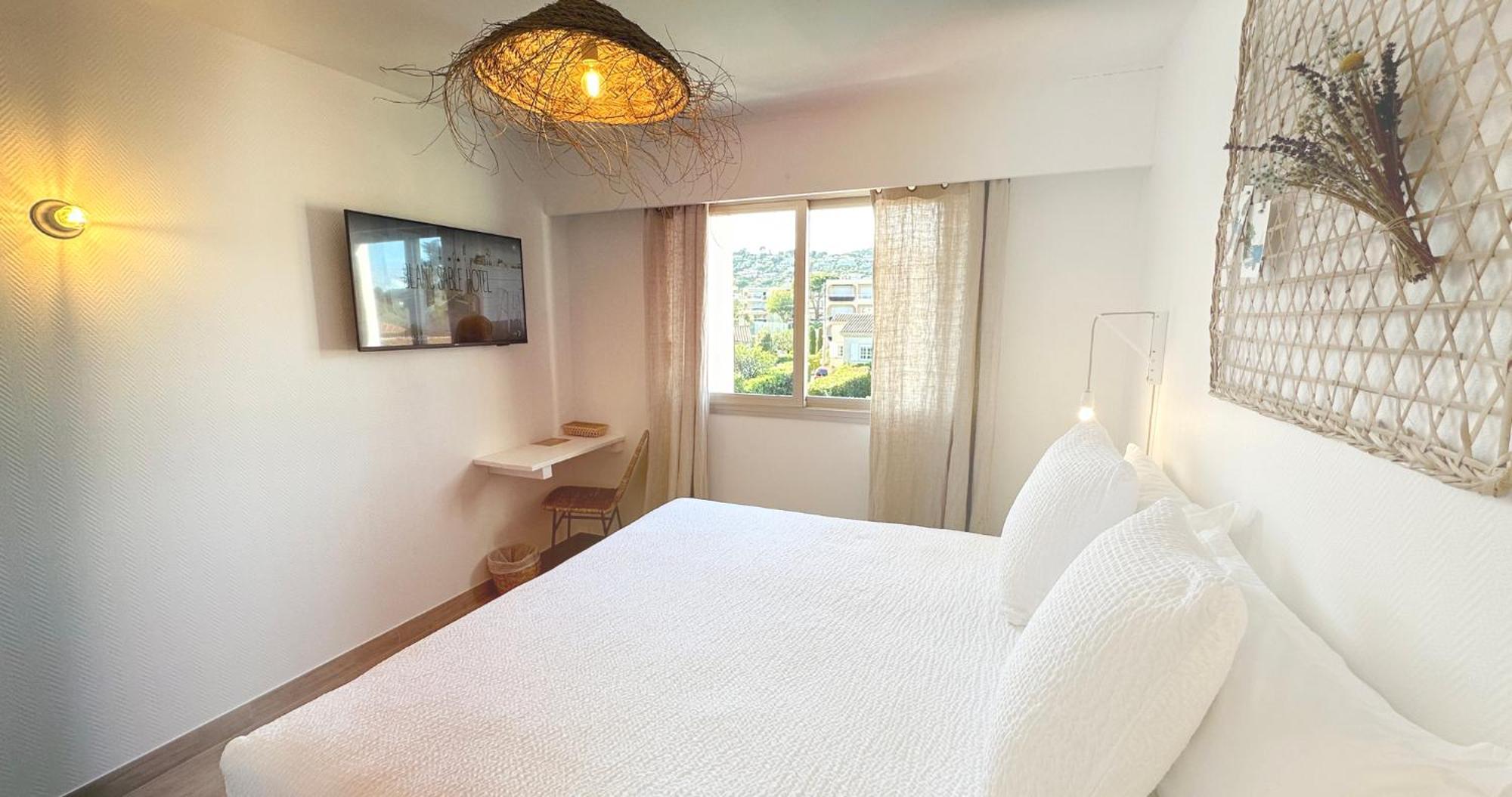 Blanc Sable Hotel Golfe-Juan Kültér fotó